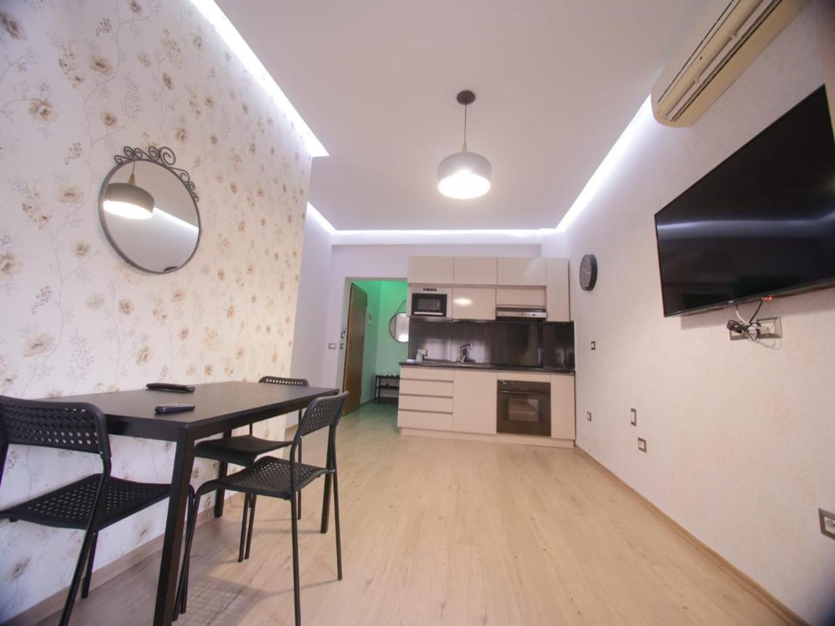Hidden Gem In The Center Of Tirana Apartman Kültér fotó
